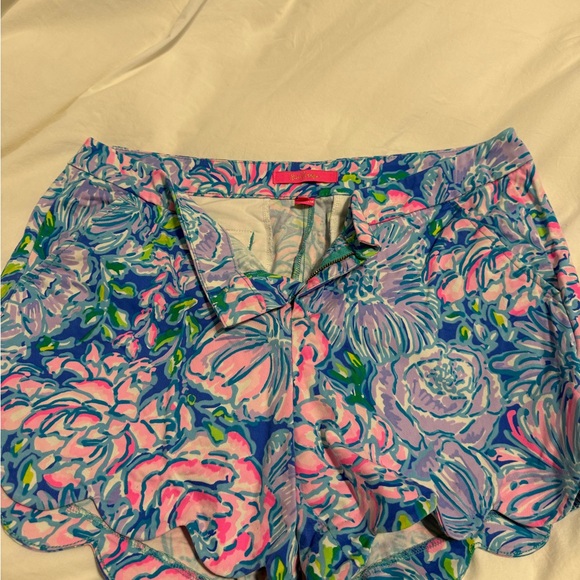 Lilly Pulitzer Pants - Lilly Pulitzer Floral Shorts - Blue and Pink